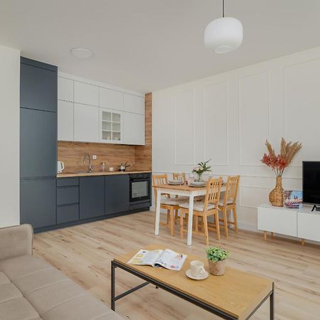 Cozy Apartment Orawska With Balcony By Noclegi Renters Kraków Zewnętrze zdjęcie