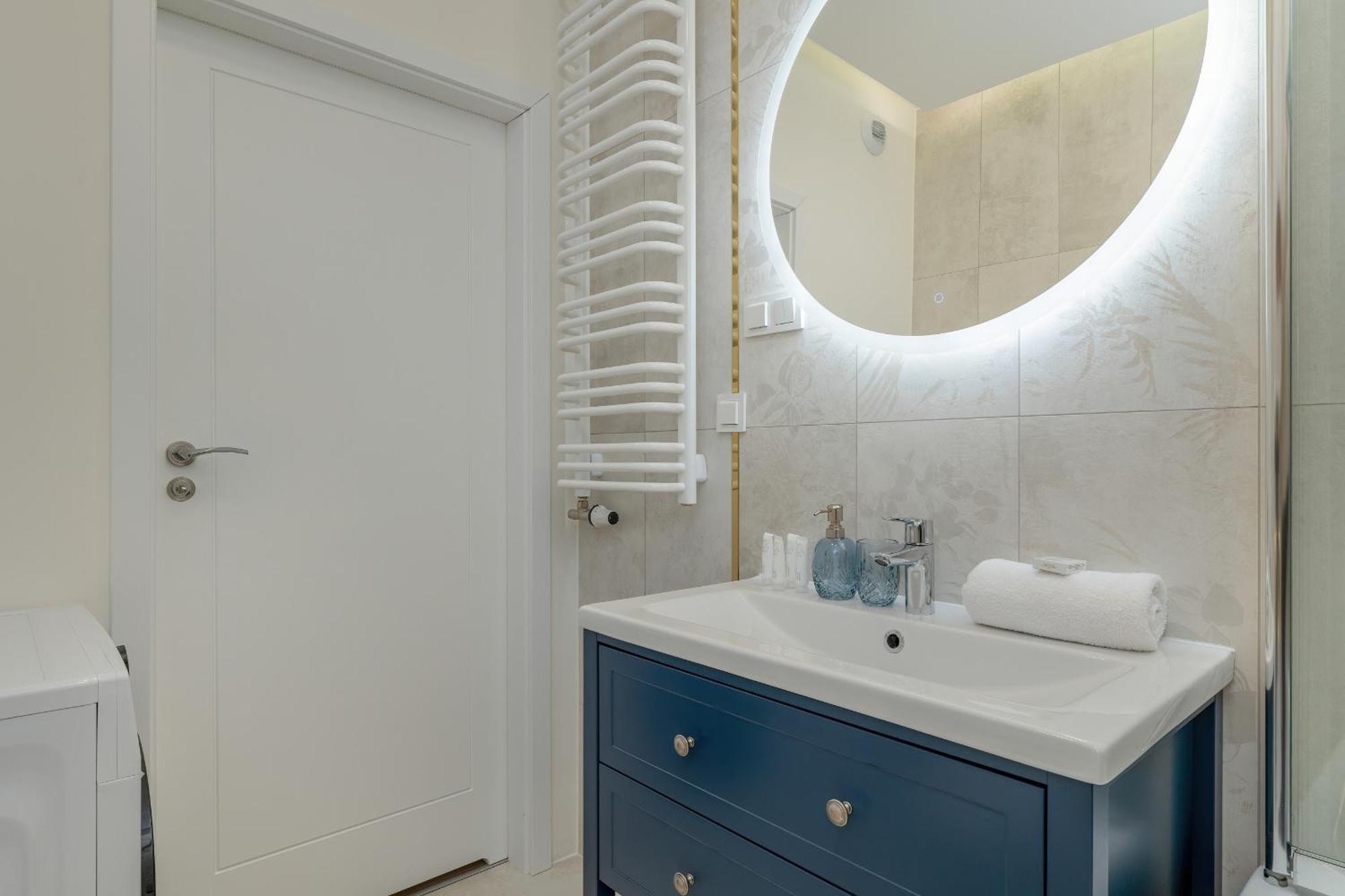 Cozy Apartment Orawska With Balcony By Noclegi Renters Kraków Zewnętrze zdjęcie